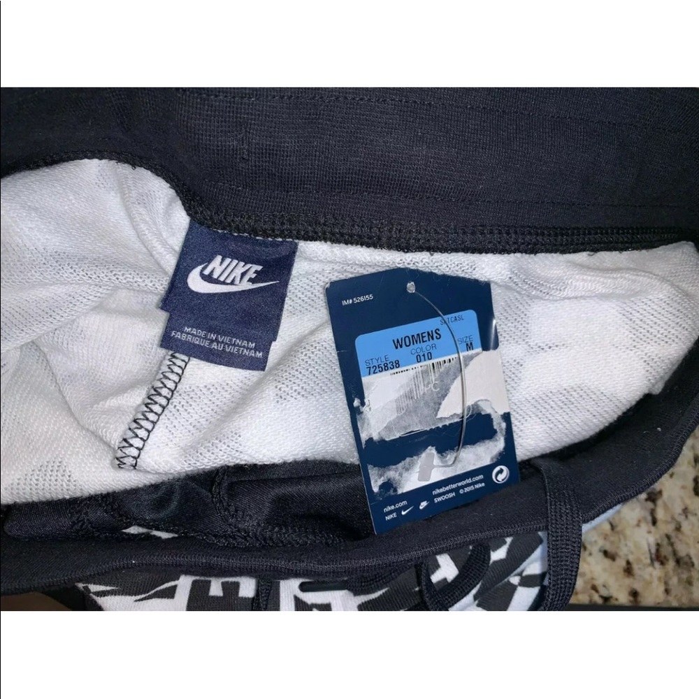 NIKE black white logo club jogger athleisure pants M - Picture 3 of 3